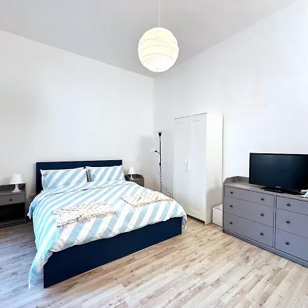 Casa Illi Welcomes You! A Nice, Comfortable Apartment *